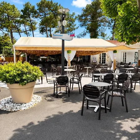Campeggio Petit Cocon Neuf Avec Clim Dans Siblu 4etoiles